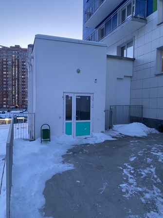 
  Сдам универсальное помещение 100 м², в ЖК Солнечный, 3 мкр 7 квартал дом 7. Фото 15.