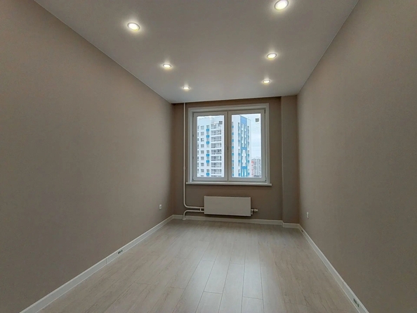 
  Продам 3-комн. квартира 56 м², в ЖК Тихие зори, дом Панорама корпус 1. Фото 8.