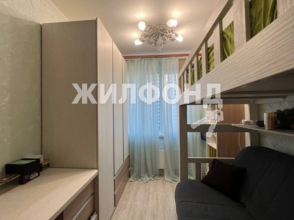 
   Продам 4-комнатную, 94.2 м², Сергея Ускова ул, 3

. Фото 12.