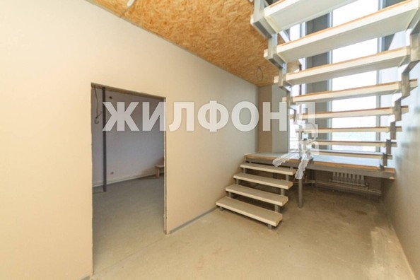 
   Продам дом, 349.3 м², Барнаул

. Фото 3.
