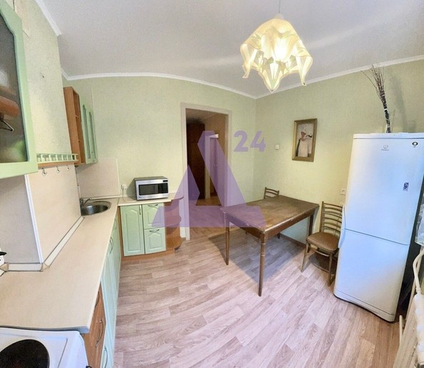 
   Продам 2-комнатную, 50 м², Ляпидевского ул, 1/1

. Фото 15.