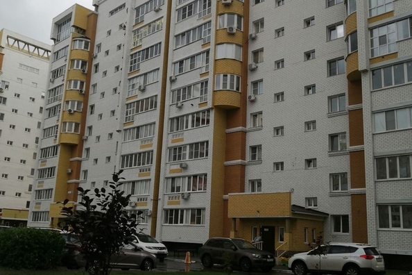 
   Продам 3-комнатную, 99.4 м², Змеиногорский тракт, 104п/10

. Фото 1.