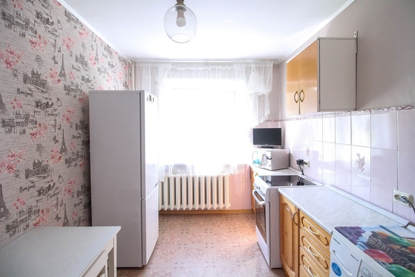 
   Продам 2-комнатную, 46.5 м², Георгия Исакова ул, 163А

. Фото 1.