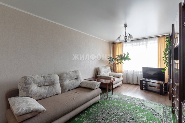 
   Продам 3-комнатную, 66 м², 

. Фото 7.