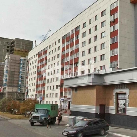 
   Продам 1-комнатную, 32 м², Партизанская ул, 82

. Фото 2.