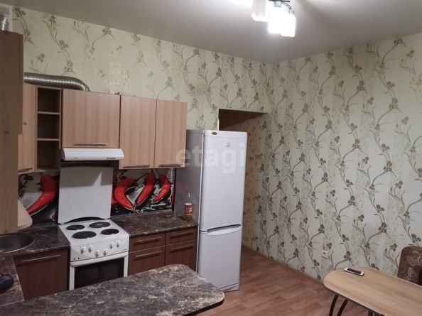 
   Продам 1-комнатную, 39.5 м², Победы пл

. Фото 6.