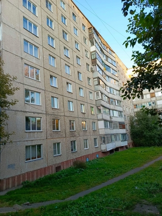 
   Продам 2-комнатную, 50.8 м², Монтажников ул, 8

. Фото 3.