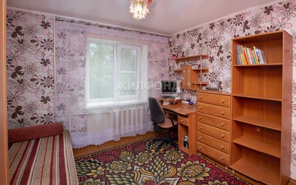 
   Продам 3-комнатную, 63 м², Бехтерева ул, 10

. Фото 5.