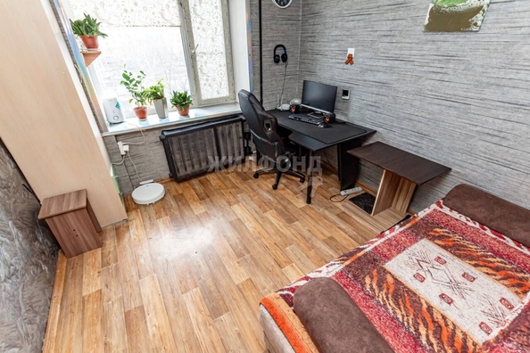 
   Продам 1-комнатную, 17 м², Малахова ул, 173

. Фото 6.