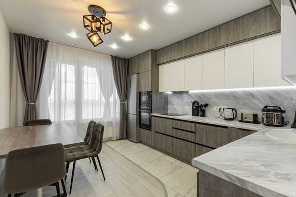 
   Продам 3-комнатную, 77.4 м², Власихинская ул, 65

. Фото 4.