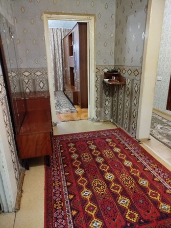 
   Продам 4-комнатную, 82.6 м², Попова ул, 61/235

. Фото 2.