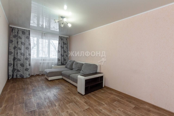 
   Продам 2-комнатную, 48.2 м², Антона Петрова ул, 186

. Фото 7.