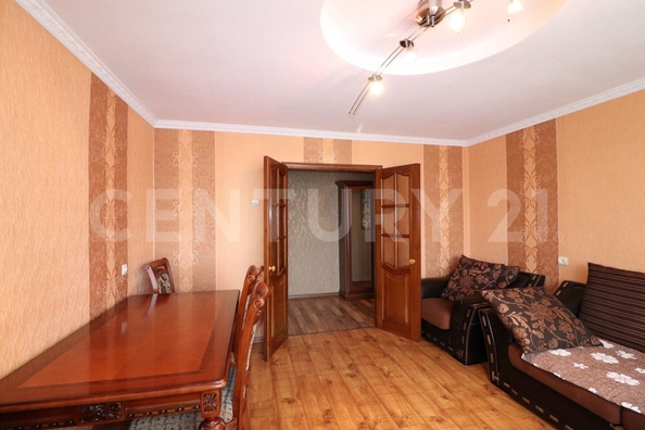 
   Продам 4-комнатную, 71.9 м², Советской Армии ул, 48В

. Фото 5.