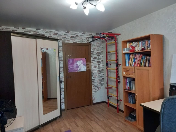 
   Продам 3-комнатную, 65.9 м², Гущина ул, 165

. Фото 5.