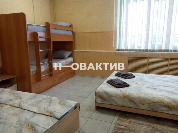 
   Продам помещение свободного назначения, 223.5 м², Вокзальная 1-я ул, 49

. Фото 10.