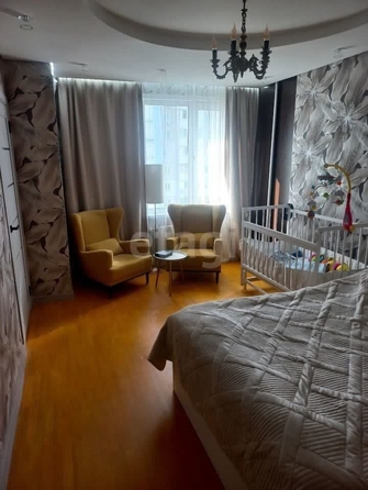 
   Продам 1-комнатную, 37 м², Сергея Ускова ул, 23

. Фото 6.