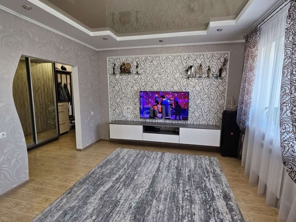 
   Продам 3-комнатную, 82 м², Воровского ул, 144

. Фото 1.