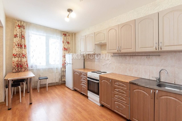 
   Продам 3-комнатную, 66.4 м², Сергея Ускова ул, 16

. Фото 4.