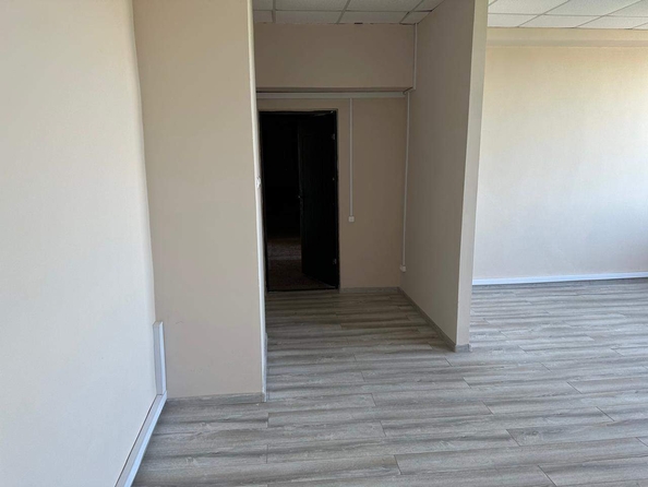 
  Продается офис, 904.5 м², Трактовая ул
. Фото 5.