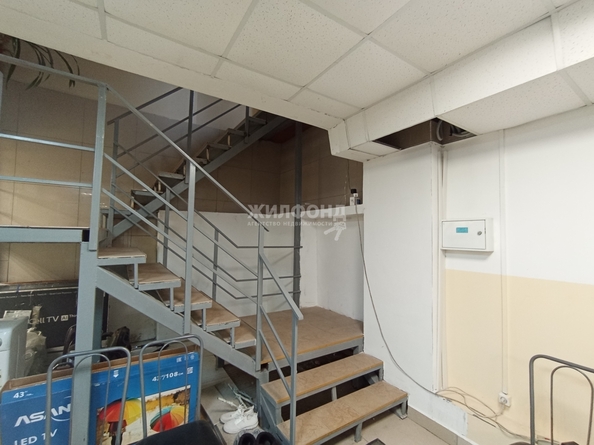 
  Продается универсальное помещение, 424 м², Ленина пр-кт, д. 140
. Фото 19.