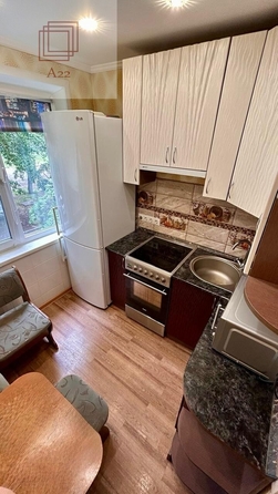 
  Продается 2-комн. квартира, 43 м², Гущина/Попова ул, д. 201
. Фото 4.