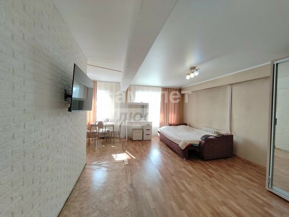 
  Продается 1-комн. квартира, 30.7 м², Красная ул, д. 58
. Фото 1.