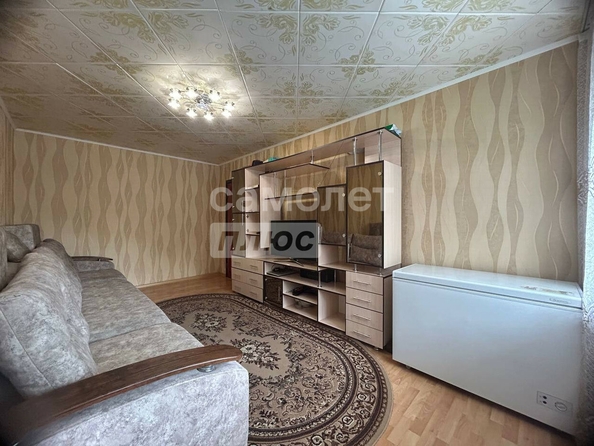 
  Продается 3-комн. квартира, 61 м², Краснознаменская ул, д. 106
. Фото 2.