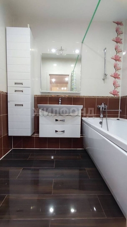 
  Продается 3-комн. квартира, 97.4 м², Власихинская ул
. Фото 12.