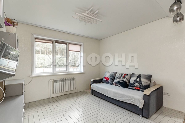 
  Продается дом, 120 м², Барнаул
. Фото 1.