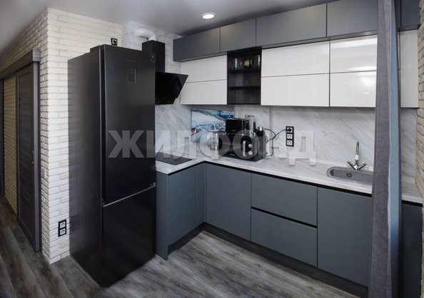 
  Продается 1-комн. квартира, 28.3 м², Лазурная ул, д. 41
. Фото 1.