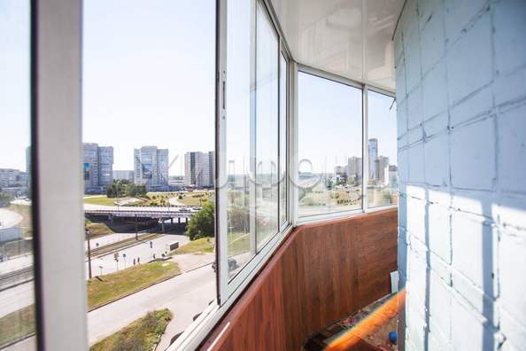 
  Продается 2-комн. квартира, 48.7 м², Малахова ул, д. 128
. Фото 4.