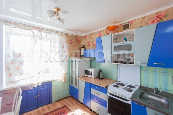 
  Продается 2-комн. квартира, 48.7 м², Малахова ул, д. 128
. Фото 10.