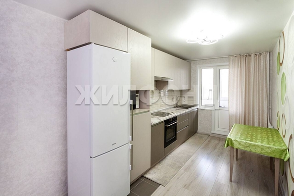 
  Продается 3-комн. квартира, 73.9 м², Малахова ул, д. 69
. Фото 6.