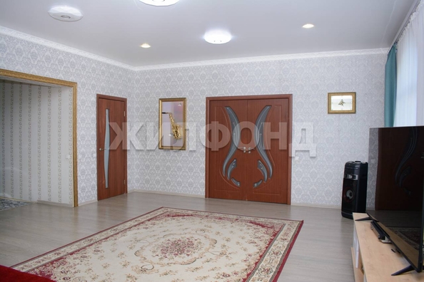 
  Продается дом, 200 м², Барнаул
. Фото 3.