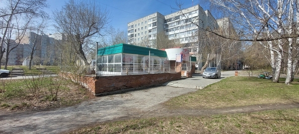 
  Продается универсальное помещение, 100 м², Попова ул, д. 94а
. Фото 5.