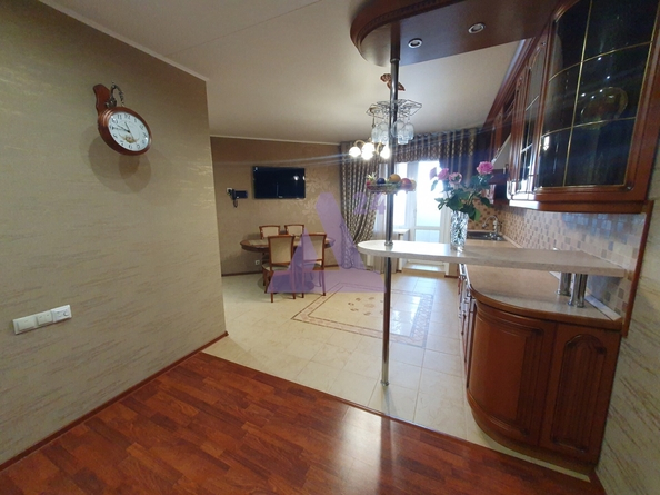 
  Продается 3-комн. квартира, 88 м², Попова ул, д. 98
. Фото 9.