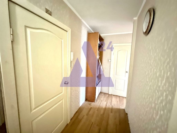 
  Продается 2-комн. квартира, 43.2 м², 8 (Северный мкр) кв-л, д. 25
. Фото 13.