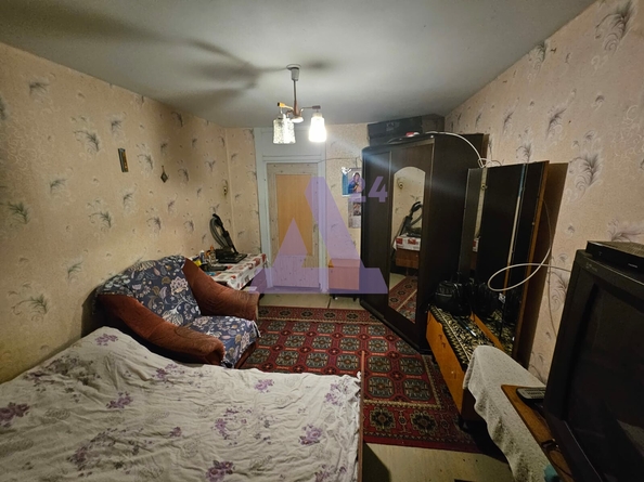 
  Продается 3-комн. квартира, 62.9 м², Панфиловцев ул, д. 35
. Фото 5.