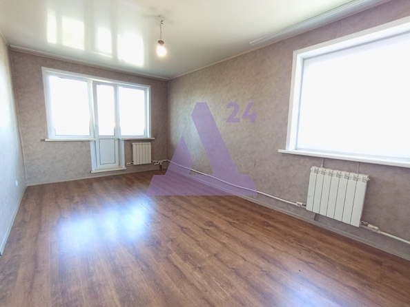 
  Продается 2-комн. квартира, 42.3 м², 40 лет Октября ул, д. 14/61А
. Фото 2.