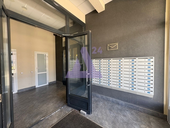 
  Продается 2-комн. квартира, 37 м², Солнечная Поляна ул, д. 94
. Фото 20.