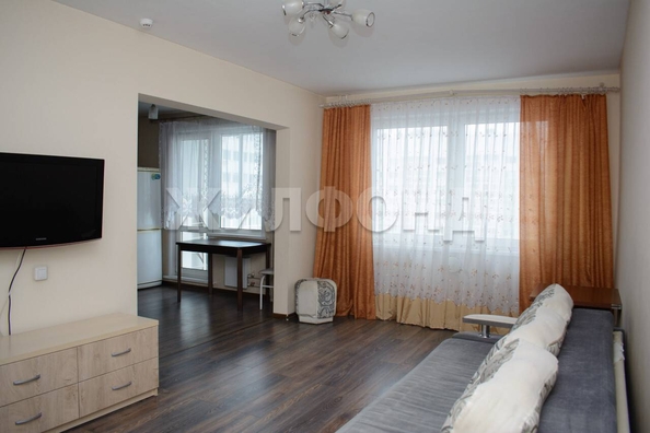 
  Продается 1-комн. квартира, 35 м², Взлетная ул
. Фото 2.