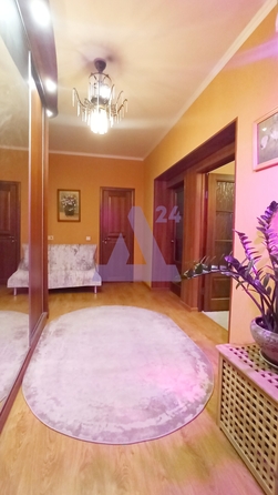 
  Продается 3-комн. квартира, 92 м², 8 (Северный мкр) кв-л, д. 17
. Фото 7.