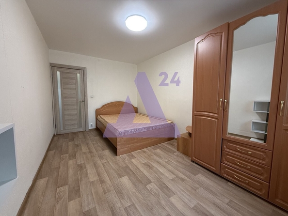 
  Продается 3-комн. квартира, 60 м², Шумакова ул, д. 45
. Фото 5.