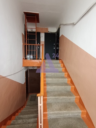 
  Продается 3-комн. квартира, 42.1 м², Сизова ул, д. 51
. Фото 2.