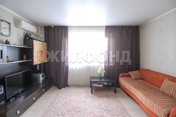
  Продается 2-комн. квартира, 52.5 м², Солнечная Поляна ул
. Фото 2.