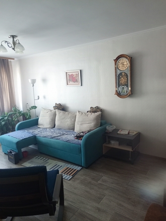 
  Продам 3-комн. квартиру, 63 м², Ленинградская ул, д. 105
. Фото 1.