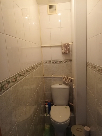 
  Продам 3-комн. квартиру, 63 м², Ленинградская ул, д. 105
. Фото 10.