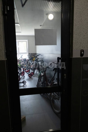 
  Продается 2-комн. квартира 40.3 м², в ЖК Лапландия, дом 7. Фото 17.