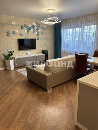 
  Продается 4-комн. квартира 103.2 м². Фото 1.