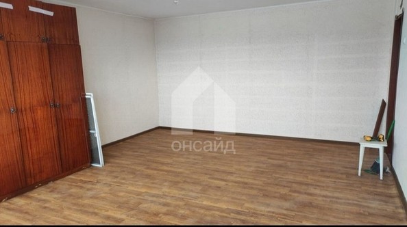 
   Продам 2-комнатную, 60 м², Любови Шевцовой ул, 2А

. Фото 3.